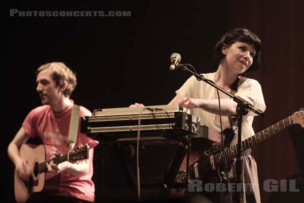ZOEY VAN GOEY - 2011-04-11 - PARIS - Grand Rex - 